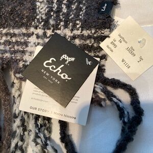 Echo Elegant Gray and White Scarf
